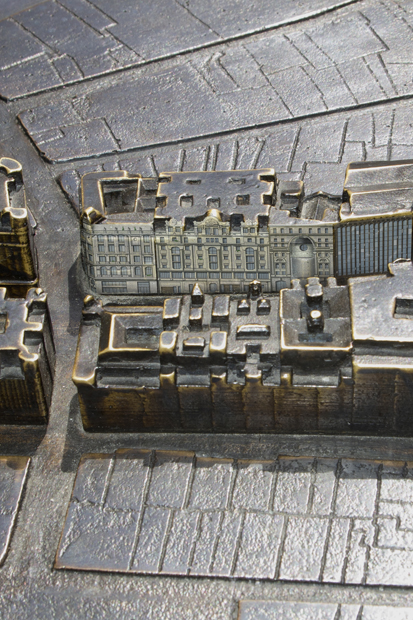 UNA MIRADA A ESCALA DE LA GRAN VÍA